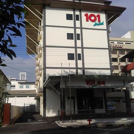 101 Hotel Miri Exterior photo